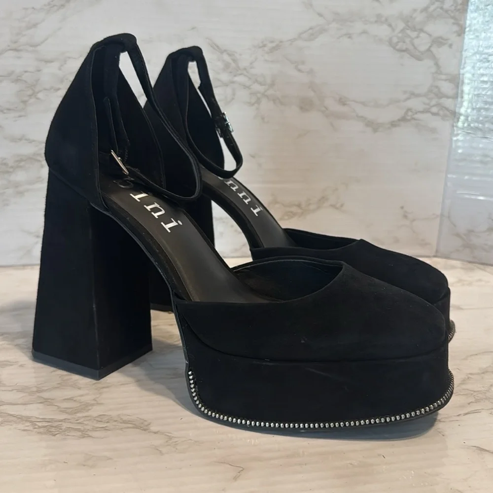 Gianni Bini Chellsie Ankle Strap Platform heels Shoes Size 9.5M